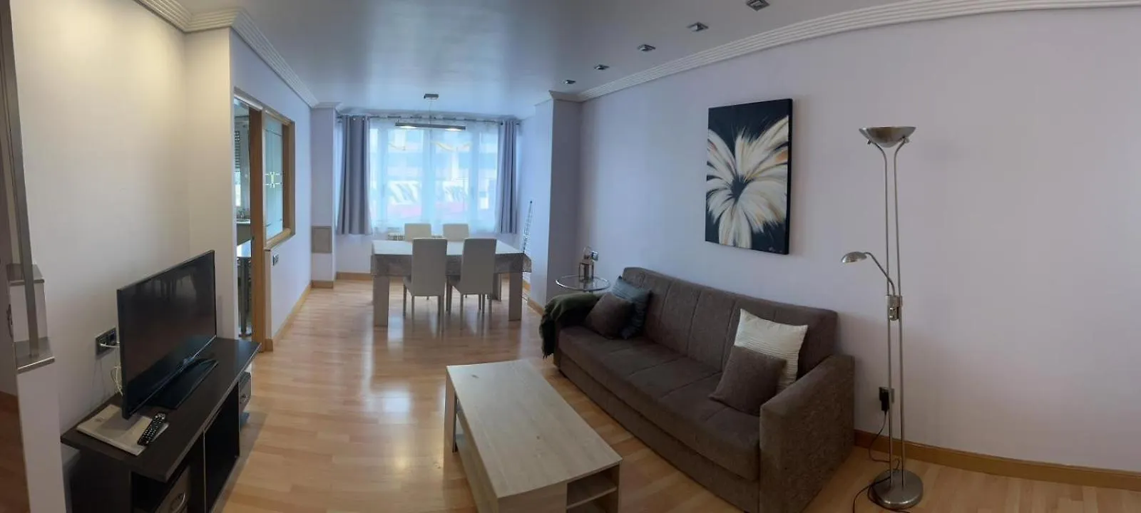 بيت ضيافة Alojamientos Olga بنبلونة
