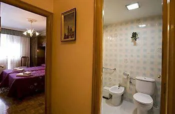 Alojamientos Olga Pamplona Guest house