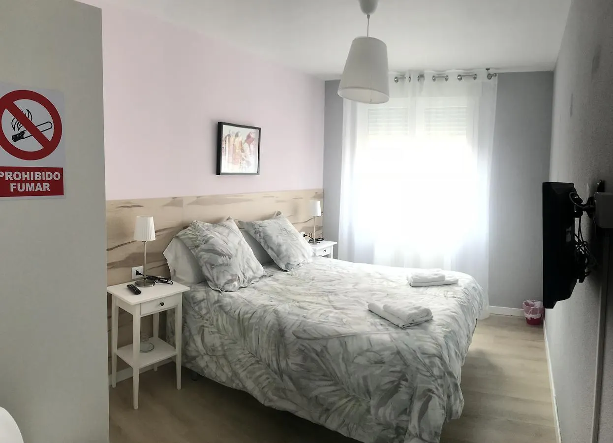 Alojamientos Olga بنبلونة بيت ضيافة